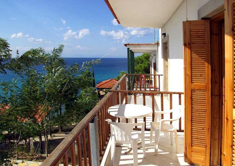 Apartment Studios Thanasis